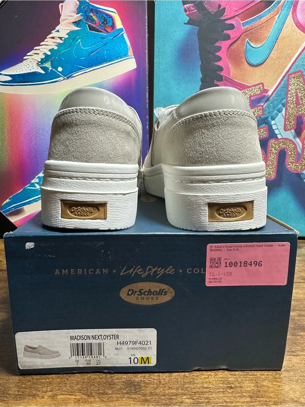 Dr. Scholl's Women's Madison Cloud Sneaker color Oyster Fabric size 10 W